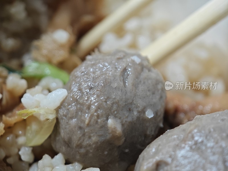 肉丸米饭特写