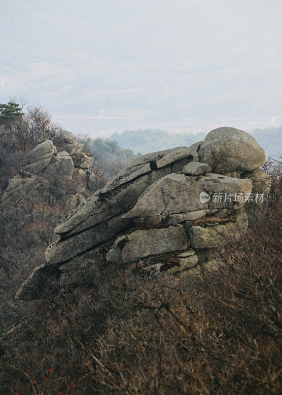 高山峻岭