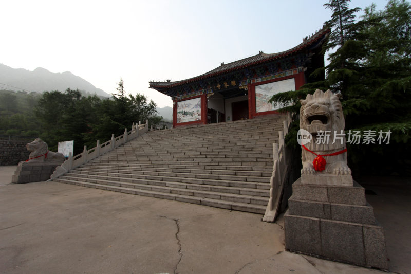 山东著名旅游景点醴泉寺建筑风格