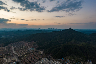 城市夜幕降临晚霞夕阳航拍