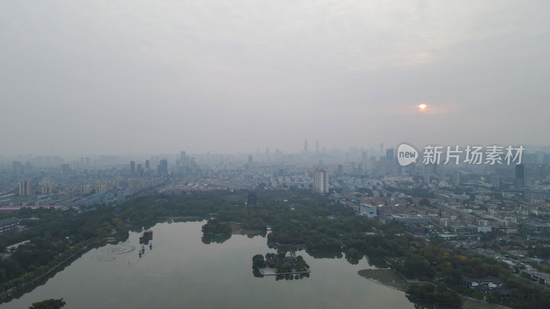 航拍山东济南大明湖景区