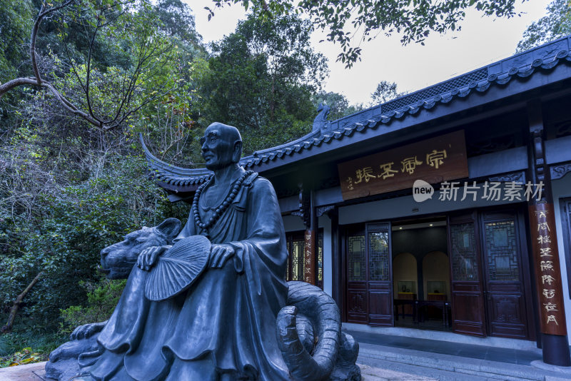 杭州九溪风景区理安寺禅院