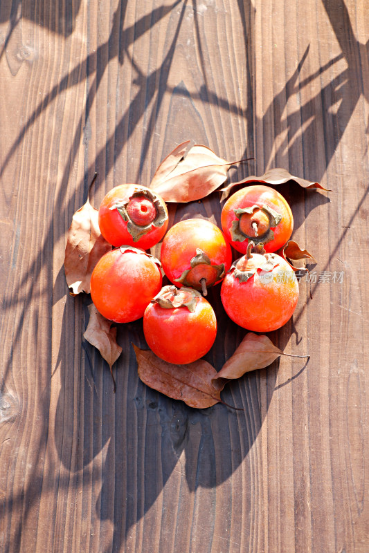 秋天里的果实柿子