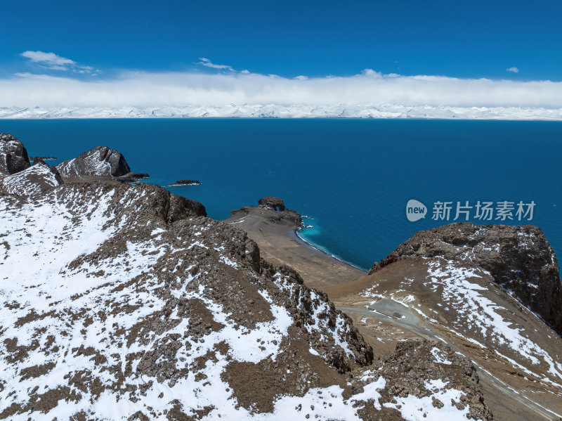 西藏那曲纳木措圣象天门湖泊雪山高空航拍