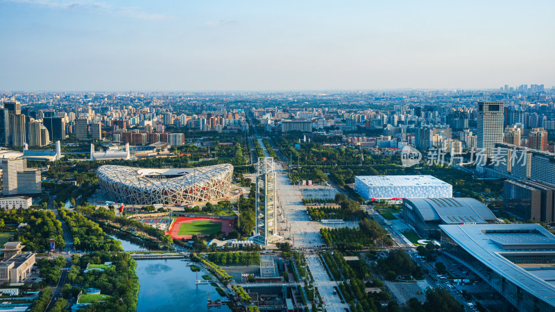 北京奥林匹克公园现代建筑与城市风光