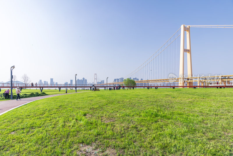 武汉洪山江滩公园风景