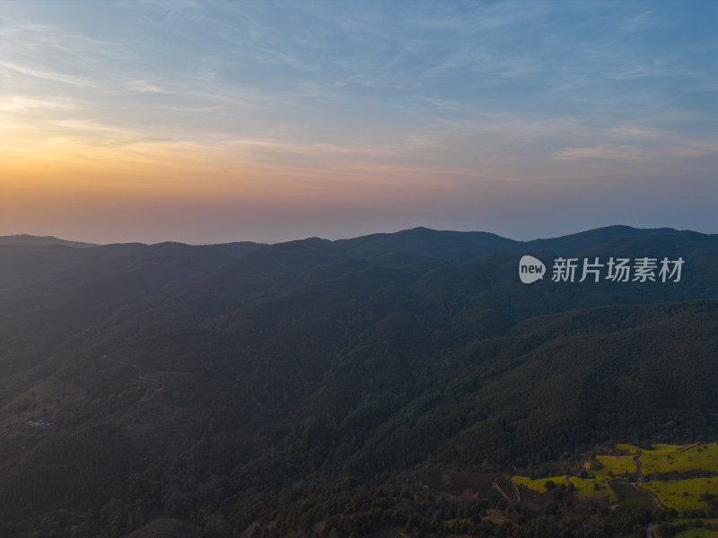 航拍山脉夕阳晚霞自然风光