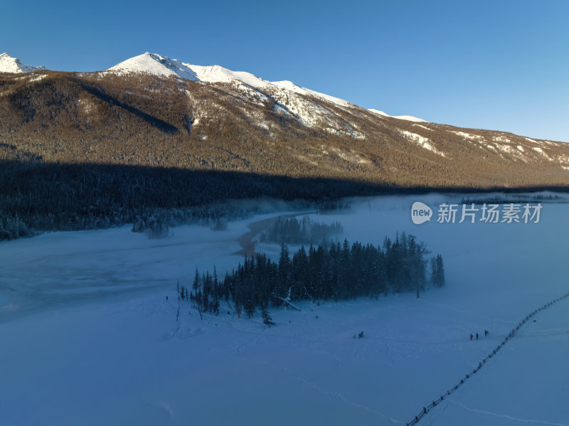 新疆北疆阿勒泰喀纳斯冬季雪景童话世界航拍