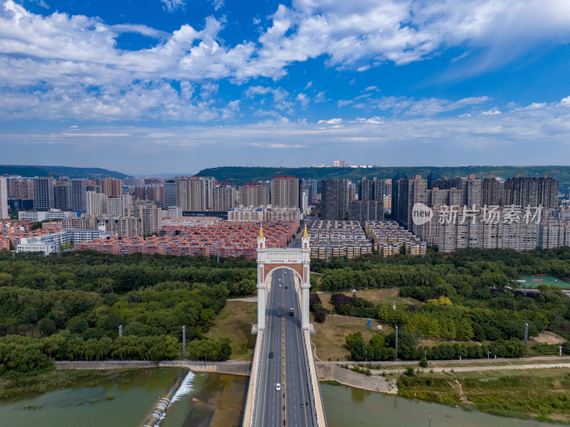 陕西宝鸡城市风光航拍图