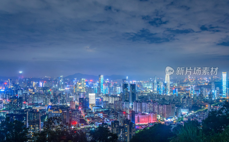 深圳南山公园俯瞰CBD摩天大楼城市夜景