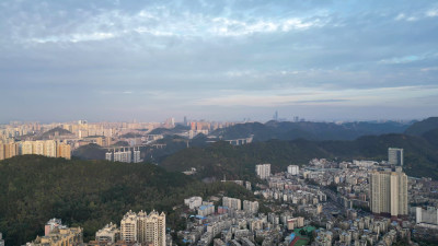 航拍贵阳大景云贵山山头公园