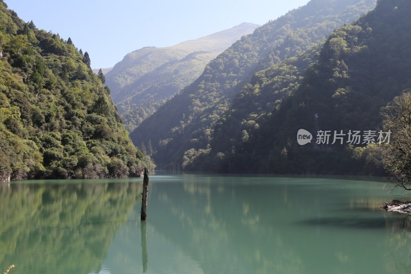 四川阿坝州茂县叠溪镇松坪沟景区风景