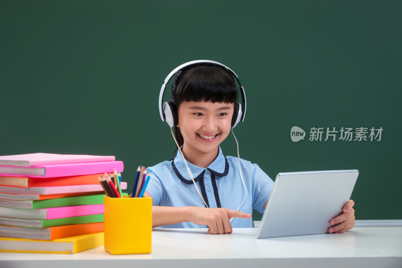 小学女生在线学习