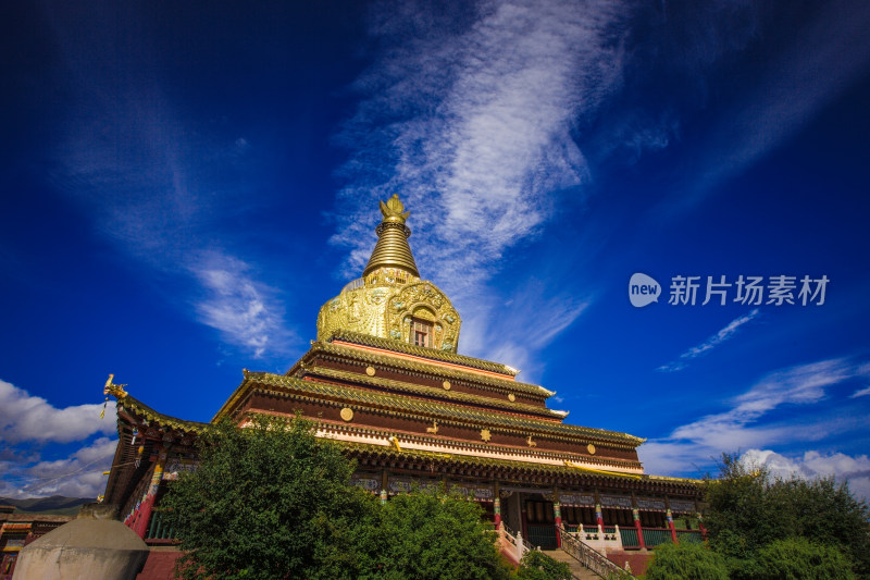 阿坝县各莫寺佛塔