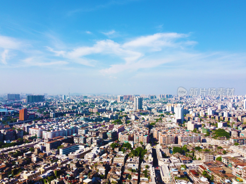 汕头城市高空俯瞰密集建筑群航拍全景