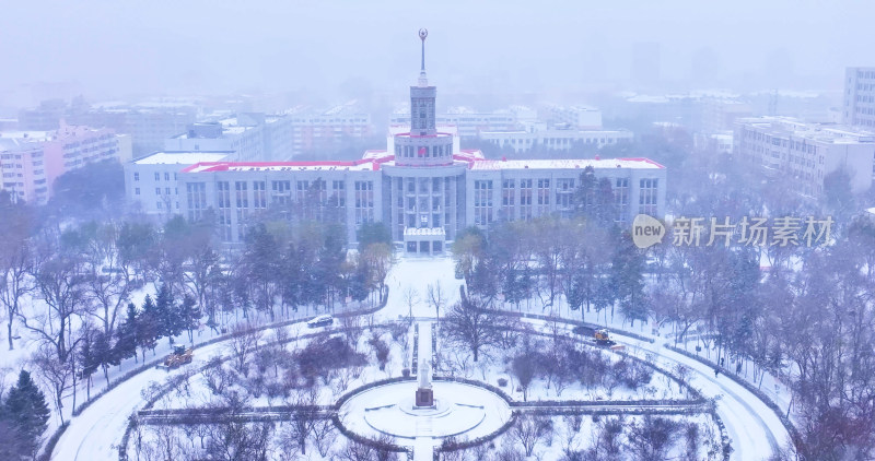 哈尔滨高校雪景之黑龙江中医药大学