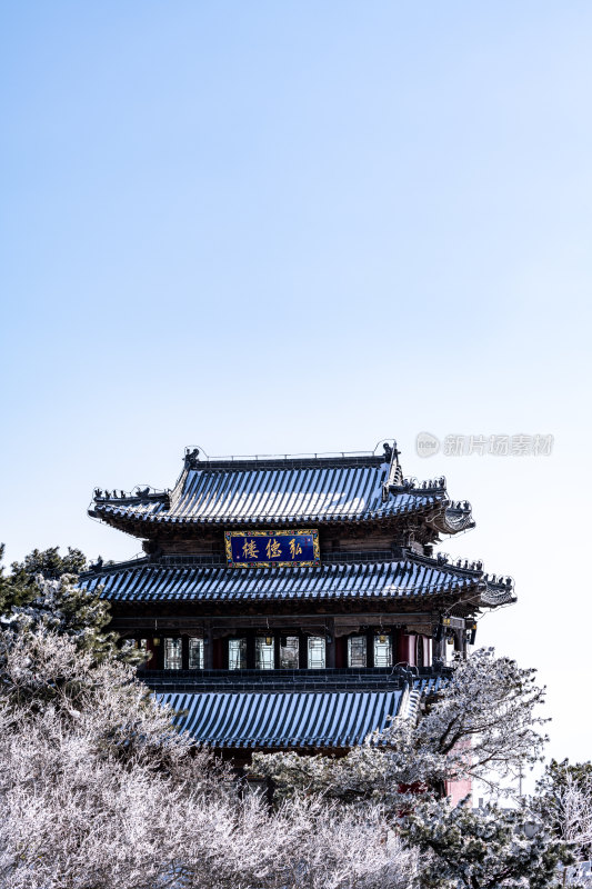 山东泰安泰山风景区雪景自然景观