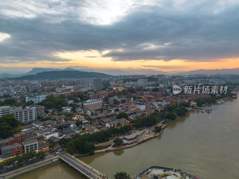 航拍福州烟台山繁华街道夜景