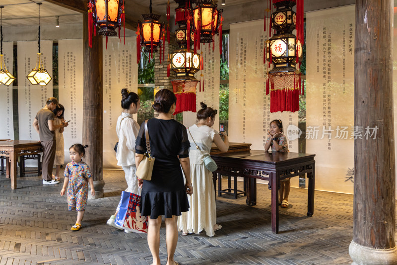 中式园林：深圳市甘坑二十四史书院