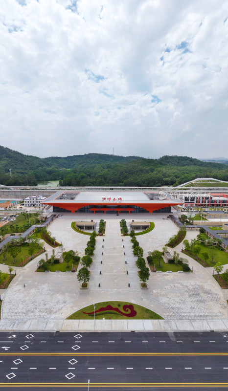 惠州市博罗县广汕高速铁路罗浮山站航拍