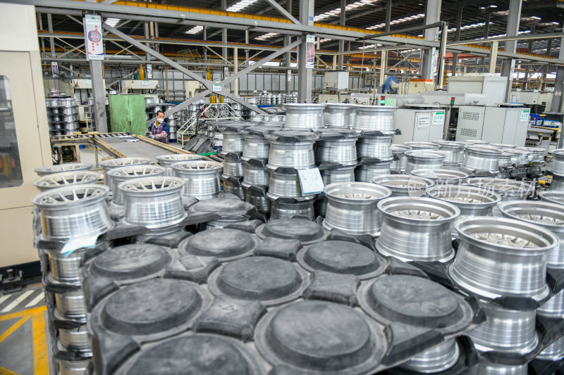 铝企业生产加工 汽车轮毂生产车间