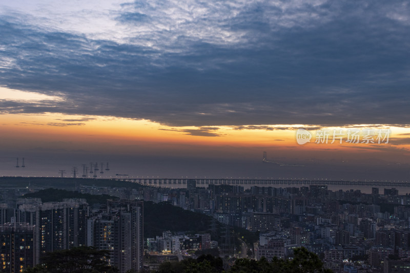 傍晚的深圳前海湾都市景观