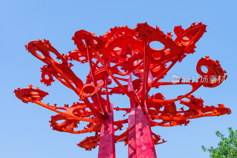 广州雕塑公园大型组雕保卫生命木棉树雕塑