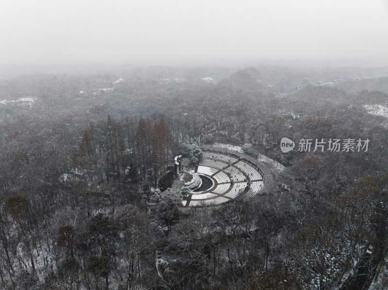 南京中山陵音乐台雪景