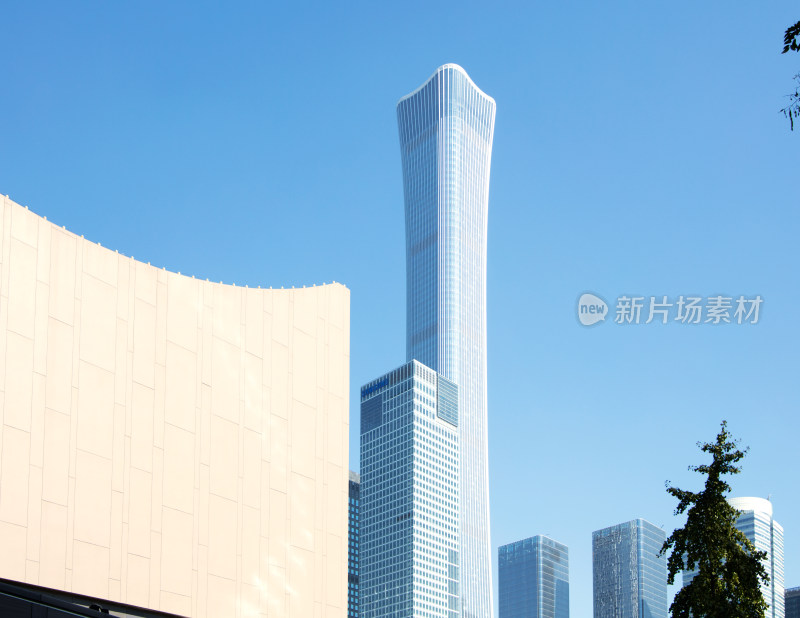 北京国贸地标建筑楼群中的中国尊大厦