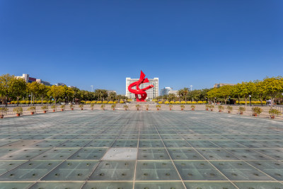 东莞市中心广场地标风景