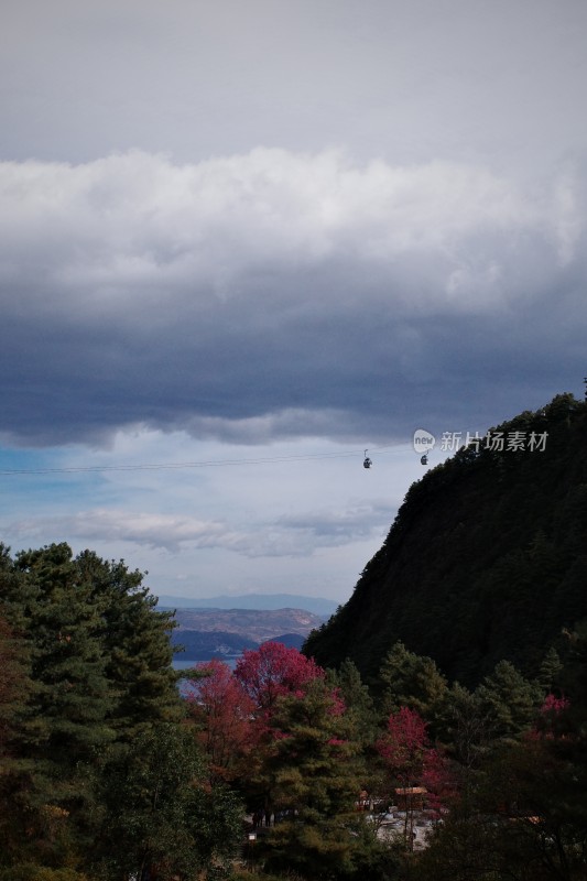 大理苍山玉带路景区