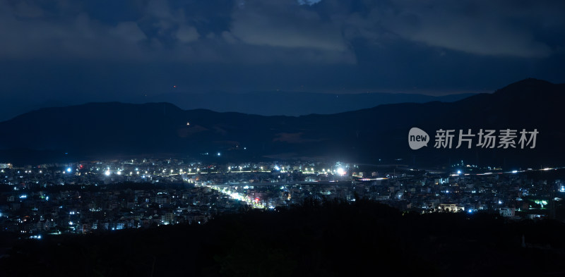 小镇夜景