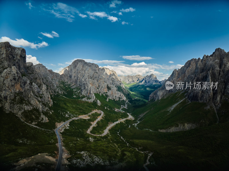 扎尕那的山峰