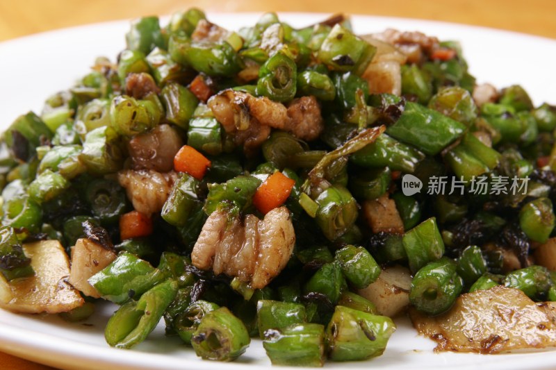 榄菜肉末四季豆