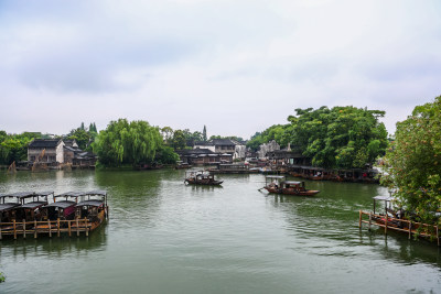 梅雨季的乌镇西栅美景