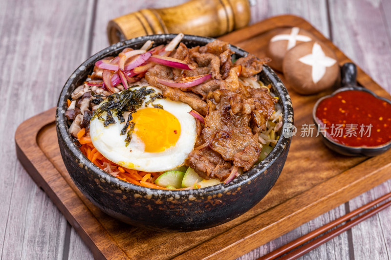 石锅拌饭美食特写展示