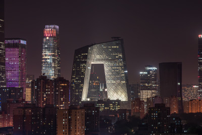 北京夜景下的央视大楼灯火辉煌