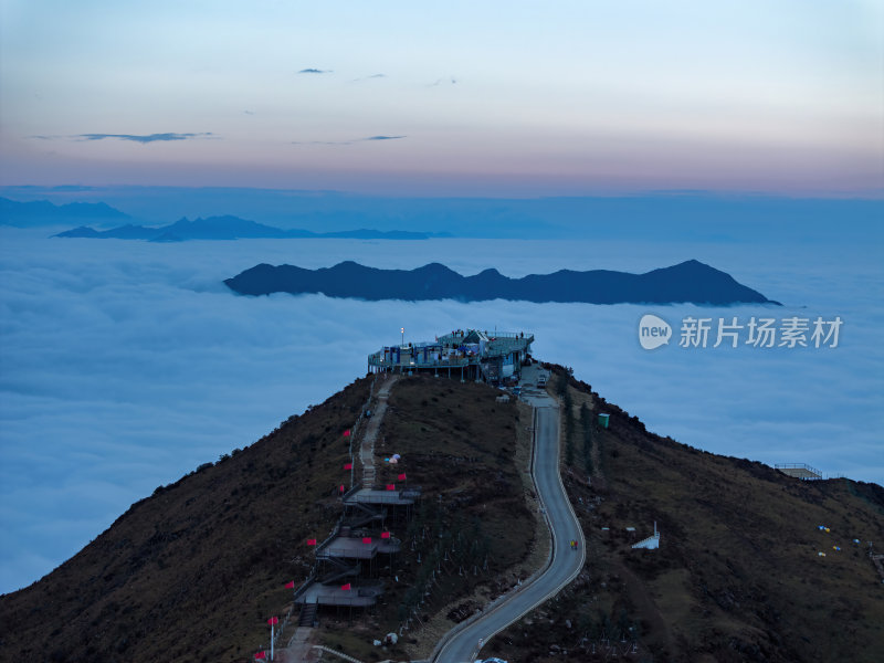 四川雅安牛背山云海云瀑贡嘎雪山高空航拍