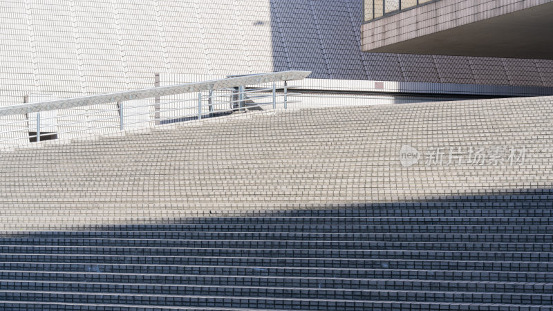 户外大型阶梯建筑结构特写