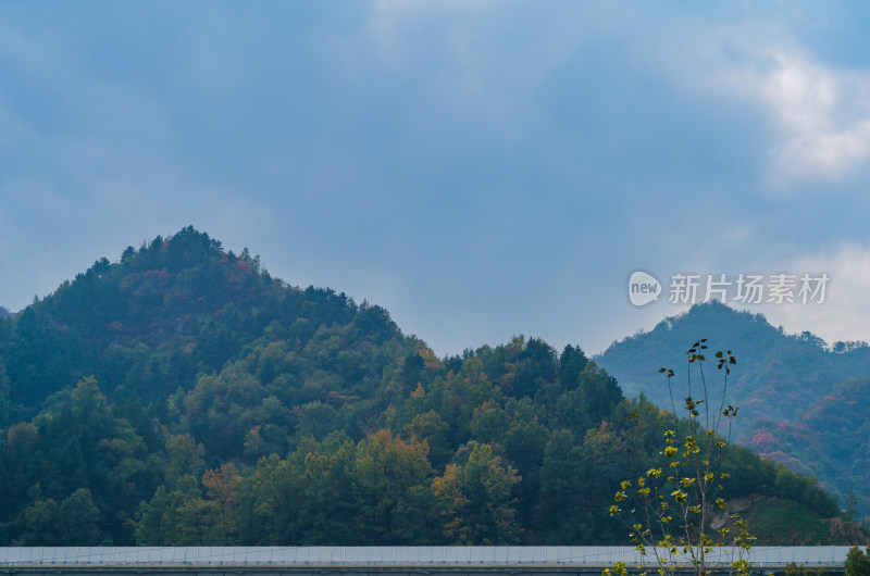 河南洛阳白云山风景区秋色