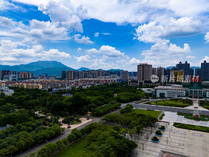 广西贵港市政府周边建筑航拍图