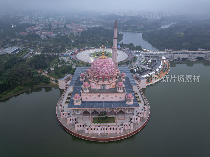 马来西亚布城粉色水上清真寺建筑景观航拍