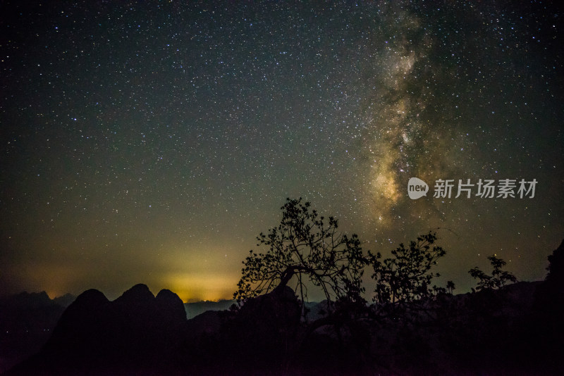 广西桂林山水星空银河