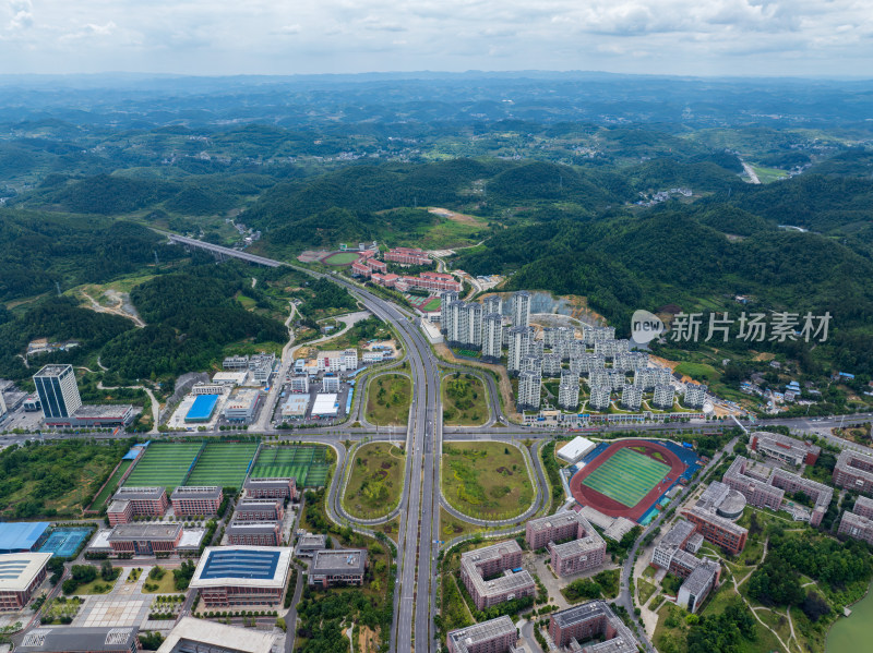 航拍白天贵州遵义市新蒲新区全景