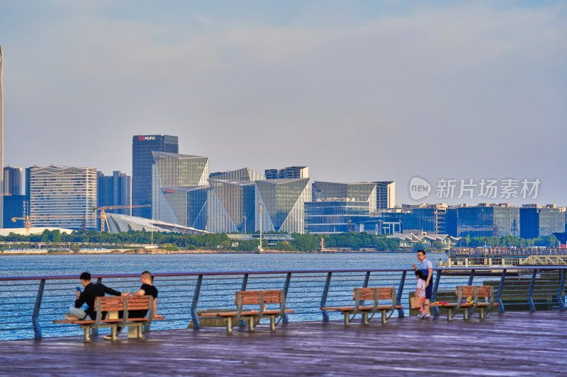 黄浦江两岸的城市建筑