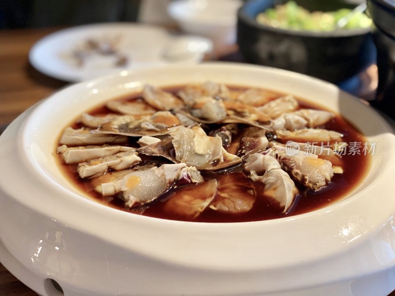 中国菜：生腌红膏蟹