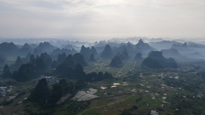 广西桂林山水水墨中国风