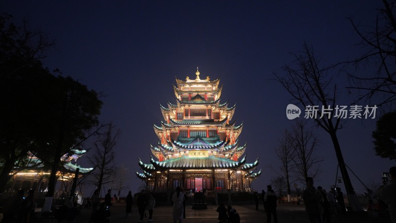 鸿恩阁建筑夜景