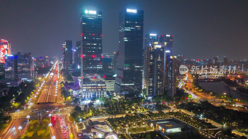 航拍成都天府新城CBD夜景摄影图