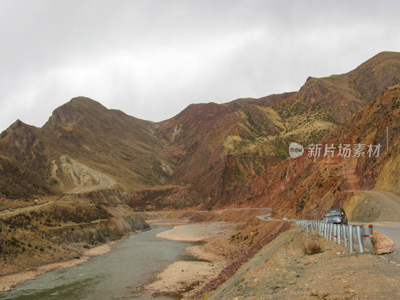 西藏那曲G317国道沿途地貌自然风景